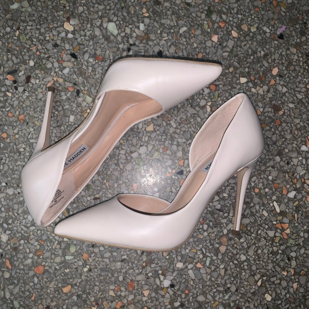 Steve Madden Cream Leather Pointed Toe Heels